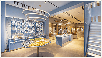 SWAROVSKI GINZA (スワロフスキー 銀座)